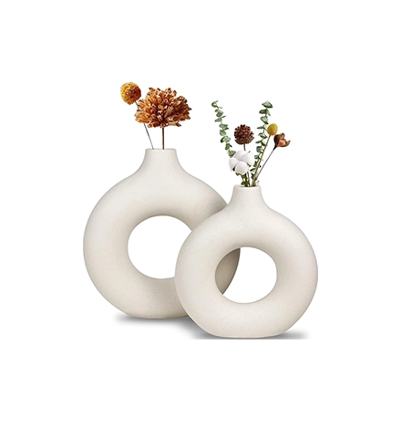 A white vase that can be profitable to sell